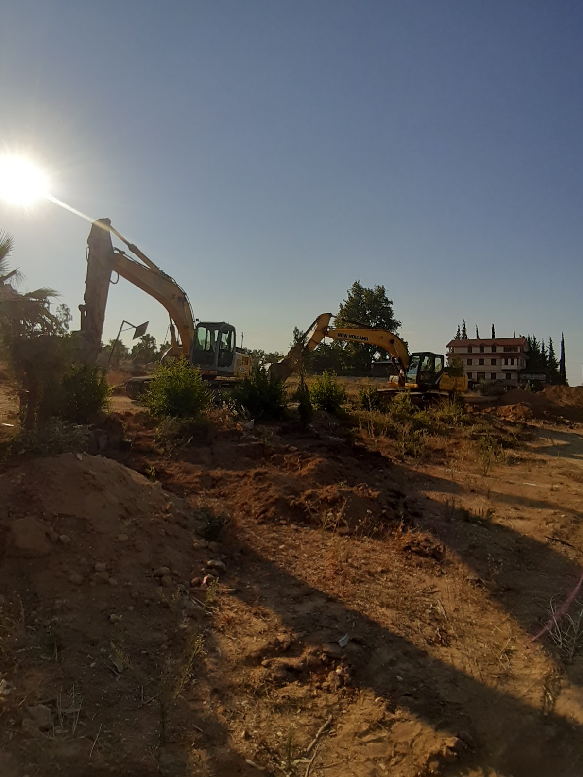 BUCAK HAFRİYAT ALTUNOLUK Yerel İşletme fotoğrafı 5